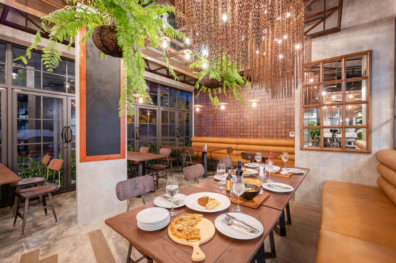 Kokotel Phuket Nai Yang Beach Kültér fotó
